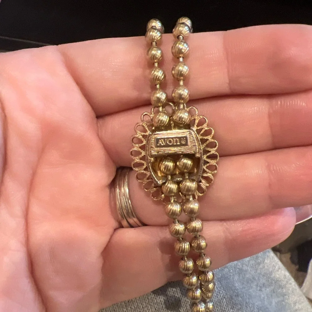 1973 Avon Ming Green Tassel Lariat Necklace DeLizza Elster Juliana Vintage Rare